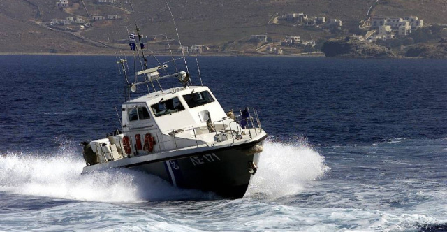 Διάσωση 30 παράνομων μεταναστών νότια της Γαύδου