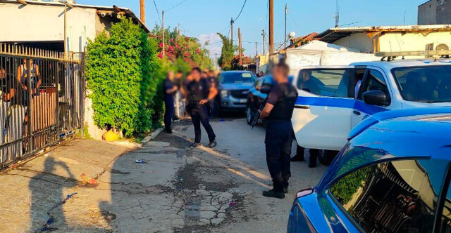 Βίντεο από την επιχείρηση της ΕΛΑΣ μετά τη «βροχή» από σφαίρες ανάμεσα σε Ρομά και ομογενείς στον Ασπρόπυργο - 17 συλλήψεις
