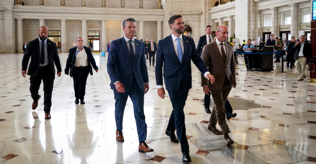 Τζέι Ντι Βανς: Τον γιούχαραν για την παρουσία εθνοφρουρών στην Ουάσινγκτον - Η ειρωνική απάντησή του στις αποδοκιμασίες