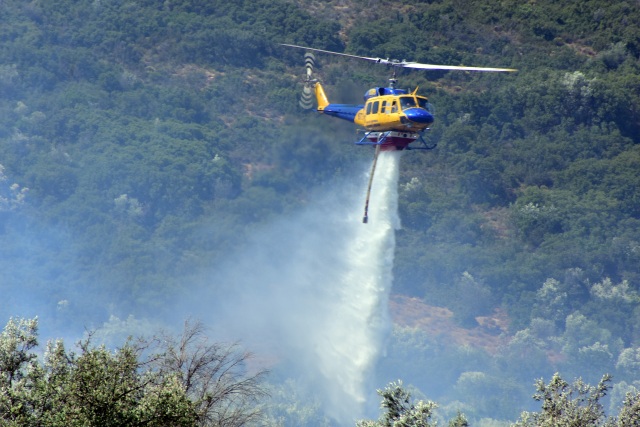 Καλύτερη η εικόνα της πυρκαγιάς σε αγροτοδασική έκταση στη Μάνη - Στη μάχη 4 εναέρια μέσα
