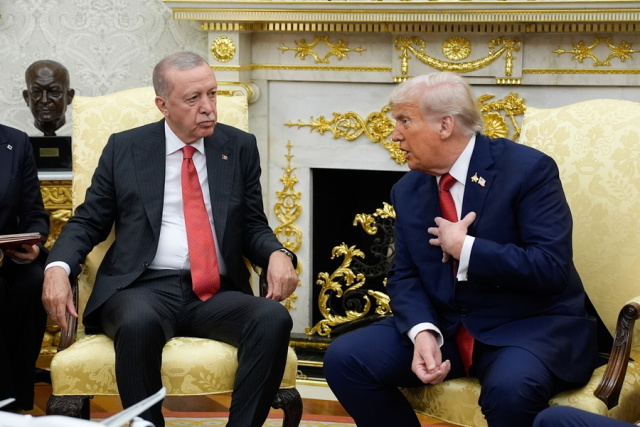 Τραμπ σε Ερντογάν: «Ξέρεις από στημένες εκλογές»