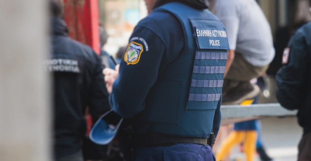 &Mu;&upsilon;&tau;&iota;&lambda;ή&nu;&eta;: &Beta;&rho;έ&theta;&eta;&kappa;&epsilon; &beta;&lambda;ή&mu;&alpha; &pi;&upsilon;&rho;&omicron;&beta;&omicron;&lambda;&iota;&kappa;&omicron;ύ &kappa;&alpha;&tau;ά &tau;&eta; &delta;&iota;ά&rho;&kappa;&epsilon;&iota;&alpha; &epsilon;&rho;&gamma;&alpha;&sigma;&iota;ώ&nu; &sigma;&epsilon; &sigma;&pi;ί&tau;&iota;