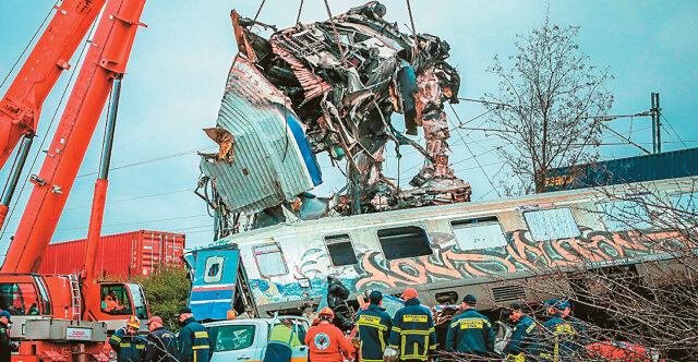 Τέμπη: 10 οικογένειες επιθυμούν εκταφή, 33 απάντησαν αρνητικά - Περιμένουν την απάντηση άλλων 9