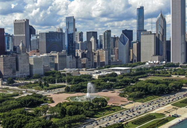 Η κυβέρνηση Τραμπ «πάγωσε» χρηματοδότηση 2 δισ. δολαρίων προς το Σικάγο