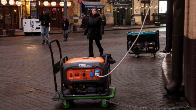 Αποκαθίσταται σταδιακά η ηλεκτροδότηση σε περιοχές του βορρά στην Ουκρανία μετά από ρωσική επίθεση