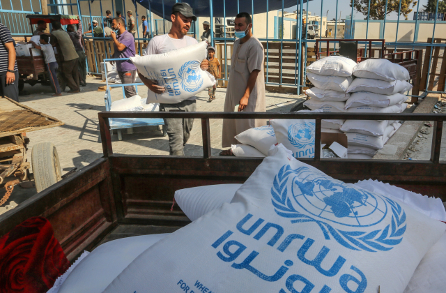 Η Unrwa έτοιμη να πλημμυρίσει τη Γάζα με τρόφιμα, φάρμακα και προϊόντα πρώτης ανάγκης