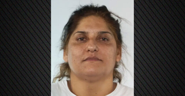 Στη δημοσιότητα τα στοιχεία της 37χρονης που αγκάλιαζε κόσμο στον δρόμο και τους έκλεβε τις χρυσές αλυσίδες