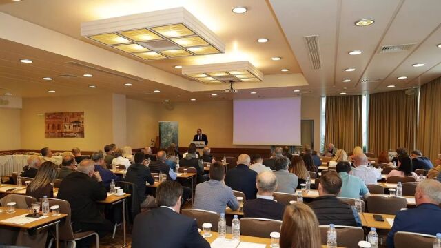 &Epsilon;.&Iota;.&Kappa;.&Epsilon;: &Epsilon;&kappa;&lambda;&omicron;&gamma;ή &nu;έ&omicron;&upsilon; &Delta;.&Sigma;. &kappa;&alpha;&iota; &eta;&chi;&eta;&rho;ό &mu;ή&nu;&upsilon;&mu;&alpha; &gamma;&iota;&alpha; &tau;&eta;&nu; &omicron;&delta;&iota;&kappa;ή &alpha;&sigma;&phi;ά&lambda;&epsilon;&iota;&alpha; (+video)