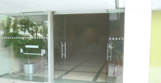 Φωτιά στο υπόγειο του Πύργου Αθηνών - Εκκενώνεται το κτίριο