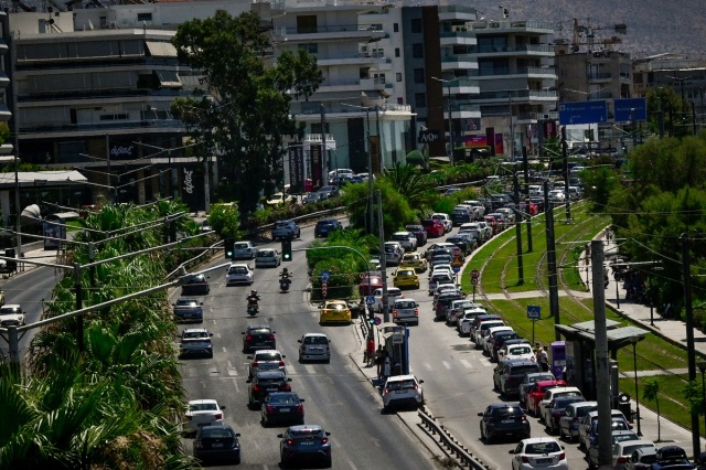Κυκλοφοριακές ρυθμίσεις την Τετάρτη στη Λεωφόρο Ποσειδώνος λόγω εργασιών