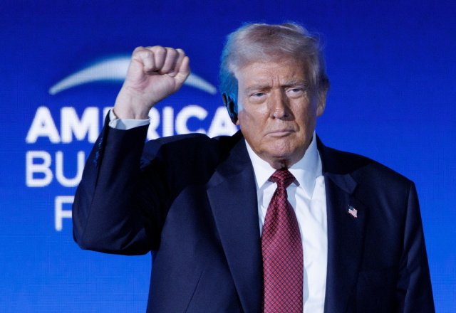 «Σπουδαίο γεγονός για την Αμερική - Είναι κακιά και διεφθαρμένη» - Πώς υποδέχτηκε ο Τραμπ την ανακοίνωση της Πελόζι