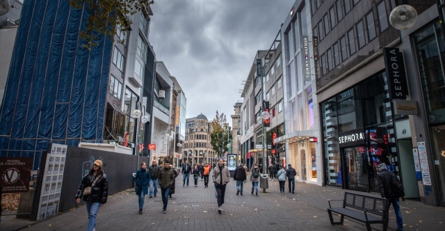 Γερμανία: Ο ένας στους δύο πολίτες νιώθει ανασφαλής σε δημόσιους χώρους – Σημαντικότερο πρόβλημα η μετανάστευση