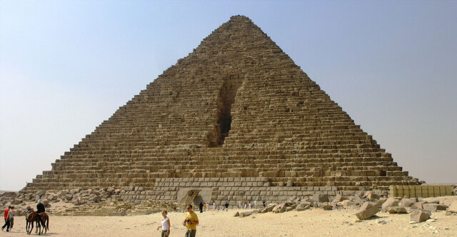 Αίγυπτος: Ανακαλύφθηκε μυστική είσοδος σε μία από τις πυραμίδες 4.500 χρόνια μετά την κατασκευή της - Δείτε βίντεο