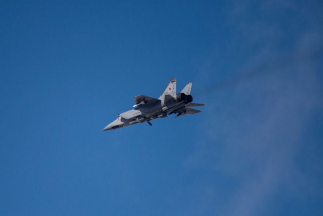 Η FSB λέει ότι απέτρεψε σχέδιο της Ουκρανίας και της Βρετανίας να κλέψουν ένα μαχητικό MiG-31