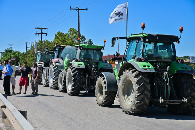 Κινητοποιήσεις σε όλη την Ελλάδα ετοιμάζουν οι αγρότες - «Θα κάνουμε Χριστούγεννα στους δρόμους»