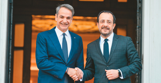 Μετά τους αγωγούς το καλώδιο με Κύπρο φέρνει νέες συμφωνίες