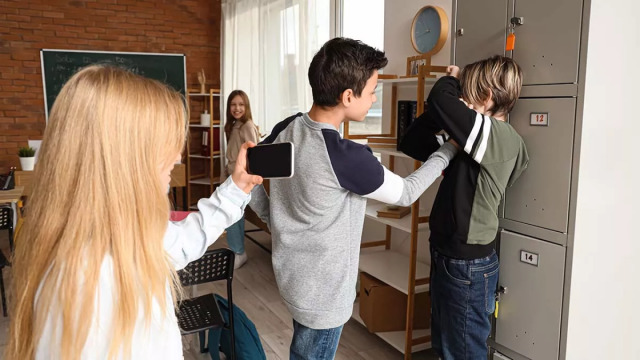 Το 78,4% των πολιτών ζητά πιο ενεργό ρόλο των δήμων στην αντιμετώπιση της νεανικής παραβατικότητας