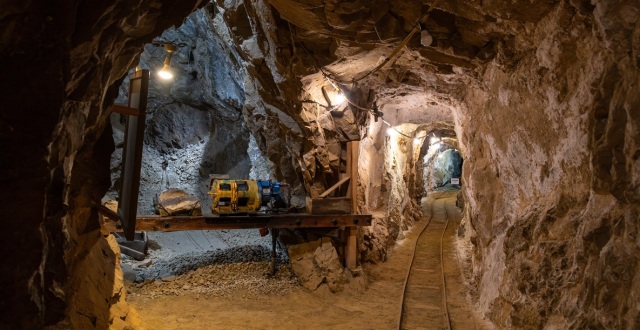 Κίνα: Εντοπίστηκε το μεγαλύτερο κοίτασμα χρυσού στην ιστορία της χώρας - Στους 1.444 τόνους τα εκτιμώμενα αποθέματα