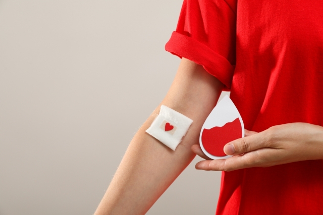 Πολλοί αιμοδότες, αλλά λίγο αίμα – Το παράδοξο της αιμοδοσίας στην Ελλάδα