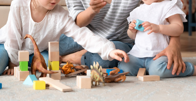 Νταντά δηλητηρίαζε τους εργοδότες της λόγω αντισημιτισμού, δικάζεται στη Γαλλία