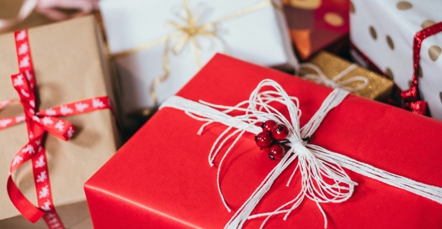 Εργαζόμενη έκανε καταγγελία στο HR εταιρείας στη Βρετανία για το δώρο που πήρε από συνάδελφό της στο Secret Santa