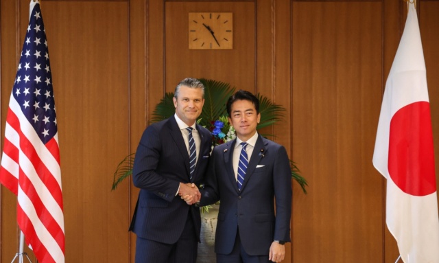 &Epsilon;&pi;&iota;&kappa;&omicron;&iota;&nu;&omega;&nu;ί&alpha; &tau;&omega;&nu; &upsilon;&pi;&omicron;&upsilon;&rho;&gamma;ώ&nu; Ά&mu;&upsilon;&nu;&alpha;&sigmaf; &Iota;&alpha;&pi;&omega;&nu;ί&alpha;&sigmaf; &kappa;&alpha;&iota; &Eta;&Pi;&Alpha;: &Omicron;&iota; &epsilon;&nu;έ&rho;&gamma;&epsilon;&iota;&epsilon;&sigmaf; &tau;&eta;&sigmaf; &Kappa;ί&nu;&alpha;&sigmaf; &delta;&epsilon;&nu; &epsilon;&upsilon;&nu;&omicron;&omicron;ύ&nu; &tau;&eta;&nu; &epsilon;&iota;&rho;ή&nu;&eta;