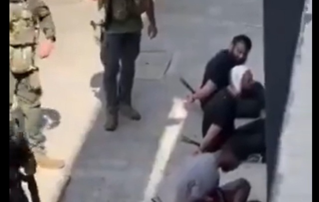 &Nu;έ&alpha; &alpha;&nu;&alpha;&sigma;&tau;ά&tau;&omega;&sigma;&eta; &sigma;&tau;&eta;&nu; &pi;&alpha;&rho;&alpha;&lambda;ί&alpha; &Mu;&pi;ό&nu;&tau;&alpha;ϊ: &Pi;&epsilon;&rho;&iota;&pi;&omicron;&lambda;&iota;&kappa;ό &epsilon;&mu;&beta;ό&lambda;&iota;&sigma;&epsilon; ύ&pi;&omicron;&pi;&tau;&omicron; ό&chi;&eta;&mu;&alpha;, &sigma;&upsilon;&nu;&epsilon;&lambda;ή&phi;&theta;&eta;&sigma;&alpha;&nu; &epsilon;&pi;&tau;ά ά&tau;&omicron;&mu;&alpha;