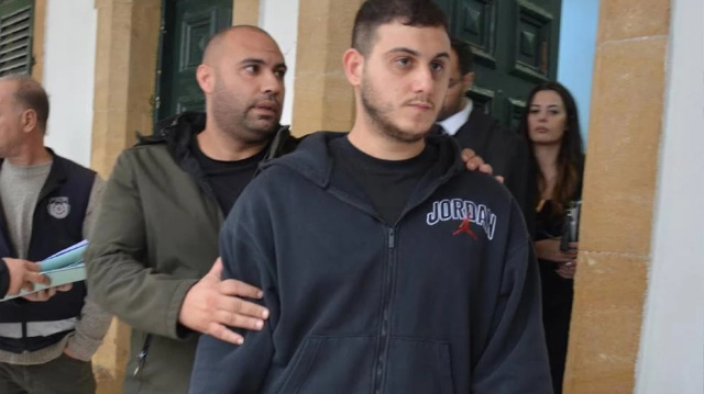 Έ&lambda;&lambda;&eta;&nu;&alpha;&sigmaf; &sigma;&upsilon;&nu;&epsilon;&lambda;ή&phi;&theta;&eta; &sigma;&tau;&eta;&nu; &kappa;&alpha;&tau;&epsilon;&chi;ό&mu;&epsilon;&nu;&eta; &Lambda;&epsilon;&upsilon;&kappa;&omega;&sigma;ί&alpha; &mu;&epsilon; 2 &kappa;&iota;&lambda;ά &kappa;ά&nu;&nu;&alpha;&beta;&eta;