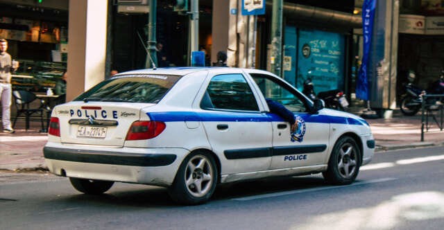&Sigma;&upsilon;&nu;&epsilon;&lambda;ή&phi;&theta;&eta;&sigma;&alpha;&nu; &lambda;&eta;&sigma;&tau;έ&sigmaf; &mu;ί&nu;&iota; &mu;ά&rho;&kappa;&epsilon;&tau; &kappa;&alpha;&iota; &beta;&epsilon;&nu;&zeta;&iota;&nu;ά&delta;&iota;&kappa;&omega;&nu; &sigma;&tau;&eta;&nu; &Alpha;&tau;&tau;&iota;&kappa;ή, έ&nu;&alpha;&sigmaf; &epsilon;&mu;&pi;&lambda;&epsilon;&kappa;ό&mu;&epsilon;&nu;&omicron;&sigmaf; &sigma;&tau;&eta; &delta;&omicron;&lambda;&omicron;&phi;&omicron;&nu;ί&alpha; &Epsilon;&iota;&delta;&iota;&kappa;ώ&nu; &Phi;&rho;&omicron;&upsilon;&rho;ώ&nu; &sigma;&tau;&omicron;&upsilon; &Rho;έ&nu;&tau;&eta;