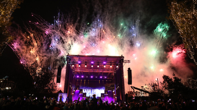 &Mu;&epsilon; &pi;&upsilon;&rho;&omicron;&tau;&epsilon;&chi;&nu;ή&mu;&alpha;&tau;&alpha;, drones &kappa;&alpha;&iota; &pi;&omicron;&lambda;&lambda;ή &mu;&omicron;&upsilon;&sigma;&iota;&kappa;ή &upsilon;&pi;&omicron;&delta;έ&chi;&theta;&eta;&kappa;&epsilon; &eta; &Epsilon;&lambda;&lambda;ά&delta;&alpha; &tau;&omicron; 2026: &Delta;&epsilon;ί&tau;&epsilon; &beta;ί&nu;&tau;&epsilon;&omicron; &kappa;&alpha;&iota; &phi;&omega;&tau;&omicron;&gamma;&rho;&alpha;&phi;ί&epsilon;&sigmaf;