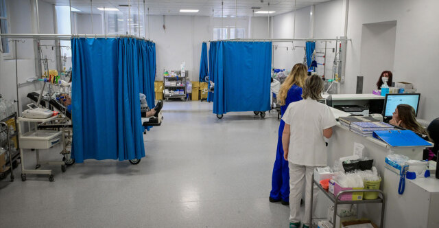 &Omicron;&upsilon;&rho;έ&sigmaf; &sigma;&tau;&alpha; &nu;&omicron;&sigma;&omicron;&kappa;&omicron;&mu;&epsilon;ί&alpha; &lambda;ό&gamma;&omega; &gamma;&rho;ί&pi;&eta;&sigmaf;, COVID &kappa;&alpha;&iota; RSV - &Tau;&alpha; &sigma;&upsilon;&mu;&pi;&tau;ώ&mu;&alpha;&tau;&alpha; &kappa;&alpha;&iota; &eta; &gamma;&epsilon;&omega;&gamma;&rho;&alpha;&phi;&iota;&kappa;ή &kappa;&alpha;&tau;&alpha;&nu;&omicron;&mu;ή &tau;&omega;&nu; &kappa;&rho;&omicron;&upsilon;&sigma;&mu;ά&tau;&omega;&nu;