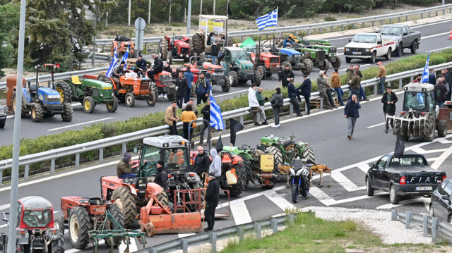 &laquo;&Alpha;&sigma;&phi;&upsilon;&xi;ί&alpha;&raquo; &sigma;&tau;&eta;&nu; &Epsilon;&theta;&nu;&iota;&kappa;ή &Omicron;&delta;ό &alpha;&pi;ό &tau;&alpha; &mu;&pi;&lambda;ό&kappa;&alpha;: &Tau;&alpha;&lambda;&alpha;&iota;&pi;&omega;&rho;ί&alpha; &alpha;&pi;ό &Rho;&iota;&tau;&sigma;ώ&nu;&alpha; &mu;έ&chi;&rho;&iota; &Mu;&alpha;&rho;&tau;ί&nu;&omicron;, &alpha;&pi;&omicron;&kappa;&lambda;&epsilon;&iota;&sigma;&mu;έ&nu;&omicron;&iota; &delta;&rho;ό&mu;&omicron;&iota; &sigma;&epsilon; &Lambda;ά&rho;&iota;&sigma;&alpha;, &Tau;&rho;ί&kappa;&alpha;&lambda;&alpha; &kappa;&alpha;&iota; &Kappa;&alpha;&rho;&delta;ί&tau;&sigma;&alpha;