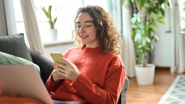 &Gamma;&iota;&alpha;&tau;ί &omicron;&iota; &phi;&omicron;&iota;&tau;&eta;&tau;έ&sigmaf; &alpha;&nu;&alpha;&pi;&tau;ύ&sigma;&sigma;&omicron;&upsilon;&nu; &sigma;&upsilon;&nu;&alpha;&iota;&sigma;&theta;&eta;&mu;&alpha;&tau;&iota;&kappa;ή &sigma;&chi;έ&sigma;&eta; &mu;&epsilon; &tau;&eta;&nu; &tau;&epsilon;&chi;&nu;&eta;&tau;ή &nu;&omicron;&eta;&mu;&omicron;&sigma;ύ&nu;&eta;