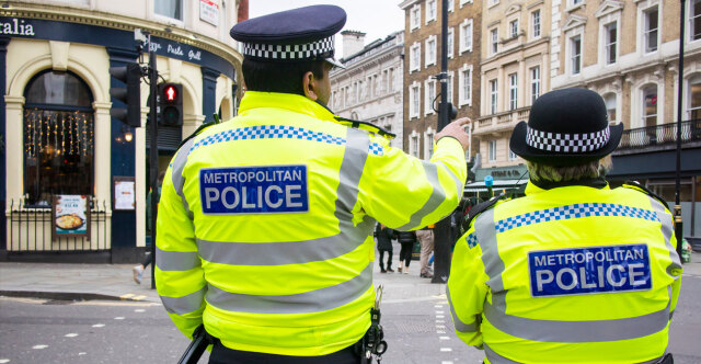 &Delta;&iota;&alpha;&delta;ή&lambda;&omega;&sigma;&eta; έ&xi;&omega; &alpha;&pi;ό &pi;&rho;ώ&eta;&nu; &sigma;&tau;&rho;&alpha;&tau;ό&pi;&epsilon;&delta;&omicron; &sigma;&tau;&eta;&nu; &Alpha;&gamma;&gamma;&lambda;ί&alpha; ό&pi;&omicron;&upsilon; &theta;&alpha; &phi;&iota;&lambda;&omicron;&xi;&epsilon;&nu;&eta;&theta;&omicron;ύ&nu; &alpha;&iota;&tau;&omicron;ύ&nu;&tau;&epsilon;&sigmaf; ά&sigma;&upsilon;&lambda;&omicron;