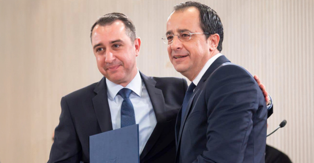 &Pi;&alpha;&rho;&alpha;&iota;&tau;ή&theta;&eta;&kappa;&epsilon; &omicron; &Chi;&alpha;&rho;ά&lambda;&alpha;&mu;&pi;&omicron;&sigmaf; &Chi;&alpha;&rho;&alpha;&lambda;ά&mu;&pi;&omicron;&upsilon;&sigmaf; &alpha;&pi;ό &delta;&iota;&epsilon;&upsilon;&theta;&upsilon;&nu;&tau;ή&sigmaf; &tau;&omicron;&upsilon; &gamma;&rho;&alpha;&phi;&epsilon;ί&omicron;&upsilon; &tau;&omicron;&upsilon; &Chi;&rho;&iota;&sigma;&tau;&omicron;&delta;&omicron;&upsilon;&lambda;ί&delta;&eta; &mu;&epsilon;&tau;ά &tau;&omicron; &beta;ί&nu;&tau;&epsilon;&omicron; &mu;&epsilon; &tau;&iota;&sigmaf; &mu;ί&zeta;&epsilon;&sigmaf;