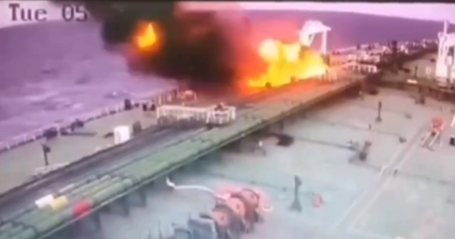 &Eta; &sigma;&tau;&iota;&gamma;&mu;ή &pi;&omicron;&upsilon; drone &chi;&tau;&upsilon;&pi;ά&epsilon;&iota; &tau;&omicron; &epsilon;&lambda;&lambda;&eta;&nu;&iota;&kappa;ώ&nu; &sigma;&upsilon;&mu;&phi;&epsilon;&rho;ό&nu;&tau;&omega;&nu; &tau;ά&nu;&kappa;&epsilon;&rho; Delta Harmony &sigma;&tau;&eta; &Mu;&alpha;ύ&rho;&eta; &Theta;ά&lambda;&alpha;&sigma;&sigma;&alpha;, &delta;&epsilon;ί&tau;&epsilon; &beta;ί&nu;&tau;&epsilon;&omicron;