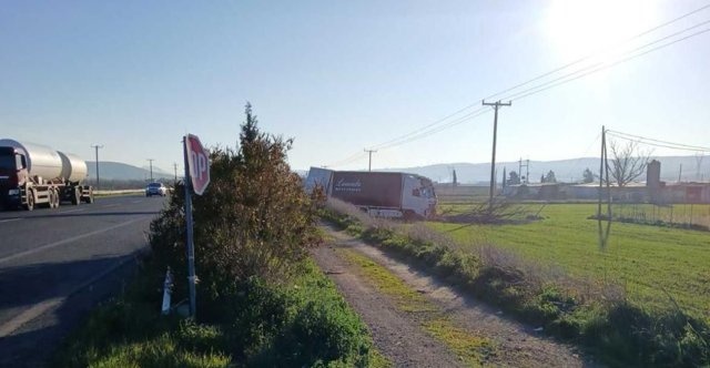 &Theta;&alpha;&nu;&alpha;&tau;&eta;&phi;ό&rho;&omicron; &tau;&rho;&omicron;&chi;&alpha;ί&omicron; &sigma;&tau;&eta;&nu; &pi;&alpha;&rho;ά&kappa;&alpha;&mu;&psi;&eta; &tau;&omega;&nu; &mu;&pi;&lambda;ό&kappa;&omega;&nu; &tau;&eta;&sigmaf; &Lambda;&iota;&beta;&alpha;&delta;&epsilon;&iota;ά&sigmaf;: &Alpha;&upsilon;&tau;&omicron;&kappa;ί&nu;&eta;&tau;&omicron; &sigma;&upsilon;&gamma;&kappa;&rho;&omicron;ύ&sigma;&tau;&eta;&kappa;&epsilon; &mu;&epsilon; &phi;&omicron;&rho;&tau;&eta;&gamma;ό, &nu;&epsilon;&kappa;&rho;ό&sigmaf; 41&chi;&rho;&omicron;&nu;&omicron;&sigmaf;