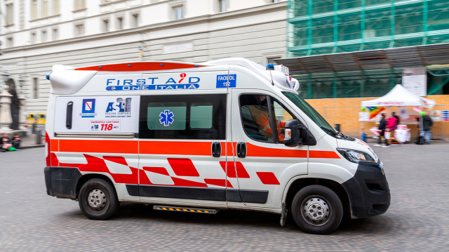 &Sigma;&epsilon; &kappa;&rho;ί&sigma;&iota;&mu;&eta; &kappa;&alpha;&tau;ά&sigma;&tau;&alpha;&sigma;&eta; 18&chi;&rho;&omicron;&nu;&omicron;&sigmaf; &mu;&alpha;&theta;&eta;&tau;ή&sigmaf; &alpha;&pi;ό &tau;&eta;&nu; &Alpha;ί&gamma;&upsilon;&pi;&tau;&omicron; &pi;&omicron;&upsilon; &mu;&alpha;&chi;&alpha;&iota;&rho;ώ&theta;&eta;&kappa;&epsilon; &alpha;&pi;ό 19&chi;&rho;&omicron;&nu;&omicron; &sigma;&epsilon; ώ&rho;&alpha; &mu;&alpha;&theta;ή&mu;&alpha;&tau;&omicron;&sigmaf; &sigma;&tau;&eta;&nu; &Iota;&tau;&alpha;&lambda;ί&alpha;