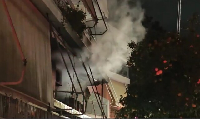 &Upsilon;&pi;ό έ&lambda;&epsilon;&gamma;&chi;&omicron; &eta; &phi;&omega;&tau;&iota;ά &sigma;&epsilon; &delta;&iota;&alpha;&mu;έ&rho;&iota;&sigma;&mu;&alpha; &sigma;&tau;&omicron; &Chi;&alpha;&lambda;ά&nu;&delta;&rho;&iota;, &delta;&epsilon;ί&tau;&epsilon; &beta;ί&nu;&tau;&epsilon;&omicron;