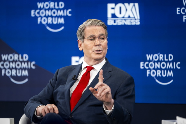 &laquo;&Mu;&eta; &beta;&gamma;ά&zeta;&epsilon;&tau;&epsilon; &omicron;&rho;&gamma;ή &kappa;&alpha;&iota; &pi;&iota;&kappa;&rho;ί&alpha; &gamma;&iota;&alpha; &tau;&eta; &Gamma;&rho;&omicron;&iota;&lambda;&alpha;&nu;&delta;ί&alpha;&raquo; &sigma;&upsilon;&mu;&beta;&omicron;&upsilon;&lambda;&epsilon;ύ&epsilon;&iota; &tau;&omicron;&upsilon;&sigmaf; &Epsilon;&upsilon;&rho;&omega;&pi;&alpha;ί&omicron;&upsilon;&sigmaf; &omicron; &Upsilon;&Pi;&Omicron;&Iota;&Kappa; &tau;&omicron;&upsilon; &Tau;&rho;&alpha;&mu;&pi;