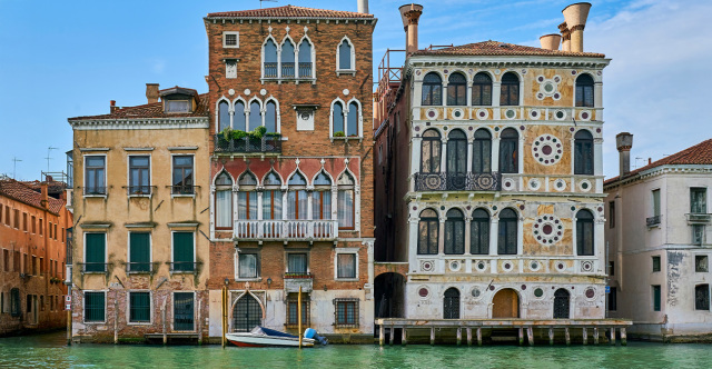 &Tau;&omicron; &laquo;&sigma;&tau;&omicron;&iota;&chi;&epsilon;&iota;&omega;&mu;έ&nu;&omicron;&raquo; &pi;&alpha;&lambda;ά&tau;&iota; &tau;&eta;&sigmaf; &Beta;&epsilon;&nu;&epsilon;&tau;ί&alpha;&sigmaf; &tau;&omega;&nu; &euro;17 &epsilon;&kappa;&alpha;&tau;. &pi;&omicron;&upsilon; &kappa;&alpha;&nu;&epsilon;ί&sigmaf; &delta;&epsilon;&nu; &alpha;&gamma;&omicron;&rho;ά&zeta;&epsilon;&iota;: &Delta;&omicron;&lambda;&omicron;&phi;&omicron;&nu;ί&epsilon;&sigmaf;, &alpha;&upsilon;&tau;&omicron;&kappa;&tau;&omicron;&nu;ί&epsilon;&sigmaf; &kappa;&alpha;&iota; &tau;&omicron; &sigma;&upsilon;&gamma;&kappa;&rho;ό&tau;&eta;&mu;&alpha; The Who, &delta;&epsilon;ί&tau;&epsilon; &phi;&omega;&tau;&omicron;&gamma;&rho;&alpha;&phi;ί