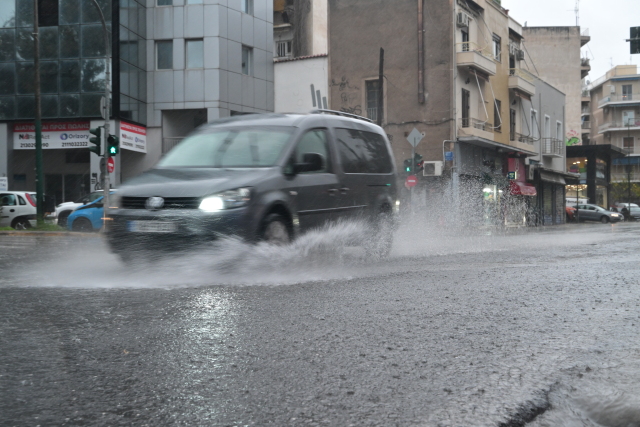 &Sigma;&epsilon; &laquo;Red Code&raquo; &eta; &Pi;&epsilon;&rho;&iota;&phi;έ&rho;&epsilon;&iota;&alpha; &Kappa;&rho;ή&tau;&eta;&sigmaf; &lambda;ό&gamma;&omega; &tau;&eta;&sigmaf; &kappa;&alpha;&kappa;&omicron;&kappa;&alpha;&iota;&rho;ί&alpha;&sigmaf;