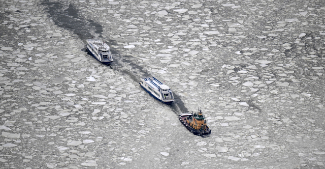 &Sigma;&tau;&omicron;&nu; &pi;ά&gamma;&omicron; &omicron;&iota; &Eta;&Pi;&Alpha;: &Sigma;&tau;&omicron;&upsilon;&sigmaf; 38 &omicron;&iota; &nu;&epsilon;&kappa;&rho;&omicron;ί, &nu;έ&omicron; &kappa;ύ&mu;&alpha; &psi;ύ&chi;&omicron;&upsilon;&sigmaf; &tau;&omicron; &Sigma;&alpha;&beta;&beta;&alpha;&tau;&omicron;&kappa;ύ&rho;&iota;&alpha;&kappa;&omicron;