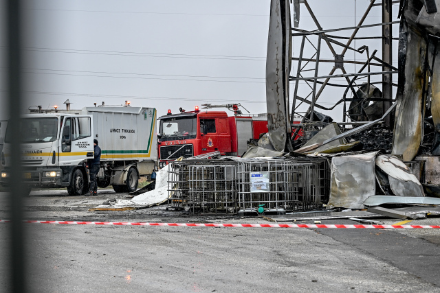 &Delta;ή&mu;&omicron;&sigmaf; &Tau;&rho;&iota;&kappa;&kappa;&alpha;ί&omega;&nu; &gamma;&iota;&alpha; &tau;&eta;&nu; &pi;&upsilon;&rho;&kappa;&alpha;&gamma;&iota;ά &sigma;&tau;&eta; &Beta;&iota;&omicron;&lambda;ά&nu;&tau;&alpha;: &Sigma;&upsilon;&nu;&epsilon;&rho;&gamma;&alpha;&zeta;ό&mu;&alpha;&sigma;&tau;&epsilon; &pi;&lambda;ή&rho;&omega;&sigmaf; &mu;&epsilon; &tau;&iota;&sigmaf; &Alpha;&rho;&chi;έ&sigmaf; &pi;&alpha;&rho;έ&chi;&omicron;&nu;&tau;&alpha;&sigmaf; &kappa;ά&theta;&epsilon; &sigma;&tau;&omicron;&iota;&chi;&epsilon;ί&omicron;