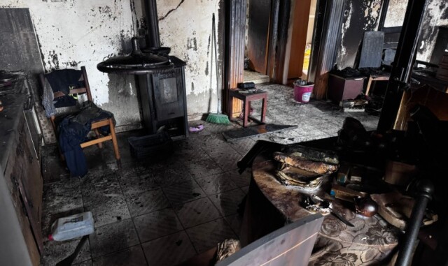 &Nu;ά&omicron;&upsilon;&sigma;&alpha;: Έ&nu;&alpha;&sigmaf; &nu;&epsilon;&kappa;&rho;ό&sigmaf; &alpha;&pi;ό &pi;&upsilon;&rho;&kappa;&alpha;&gamma;&iota;ά &sigma;&epsilon; &mu;&omicron;&nu;&omicron;&kappa;&alpha;&tau;&omicron;&iota;&kappa;ί&alpha;