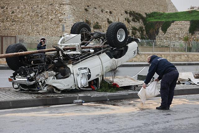 &Tau;&rho;&omicron;&chi;&alpha;ί&omicron; &sigma;&tau;&omicron; &Eta;&rho;ά&kappa;&lambda;&epsilon;&iota;&omicron;, &nu;&tau;&epsilon;&lambda;&alpha;&pi;ά&rho;&iota;&sigma;&epsilon; &alpha;&upsilon;&tau;&omicron;&kappa;ί&nu;&eta;&tau;&omicron;, &delta;&epsilon;ί&tau;&epsilon; &phi;&omega;&tau;&omicron;&gamma;&rho;&alpha;&phi;ί&epsilon;&sigmaf;