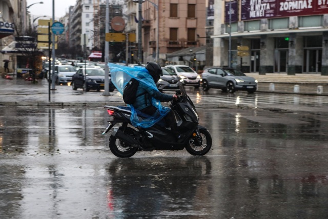 Meteo: &Sigma;&tau;&eta;&nu; &Alpha;&tau;&tau;&iota;&kappa;ή &sigma;&epsilon; &tau;έ&sigma;&sigma;&epsilon;&rho;&iota;&sigmaf; &mu;ή&nu;&epsilon;&sigmaf; έ&pi;&epsilon;&sigma;&epsilon; &sigma;&chi;&epsilon;&delta;ό&nu; &eta; &beta;&rho;&omicron;&chi;ή &epsilon;&nu;ό&sigmaf; &omicron;&lambda;ό&kappa;&lambda;&eta;&rho;&omicron;&upsilon; &chi;&rho;ό&nu;&omicron;&upsilon;
