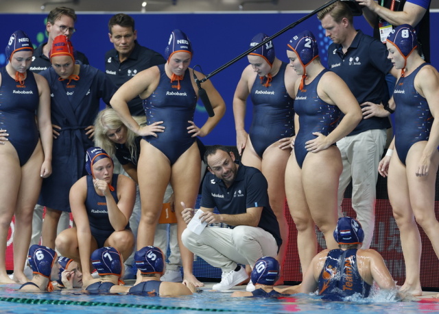 Πρωταθλήτρια Ευρώπης στο πόλο γυναικών η Ολλανδία του Ευάγγελου Δουδέση, 15-13 την Ουγγαρία στα πέναλτι, βίντεο 