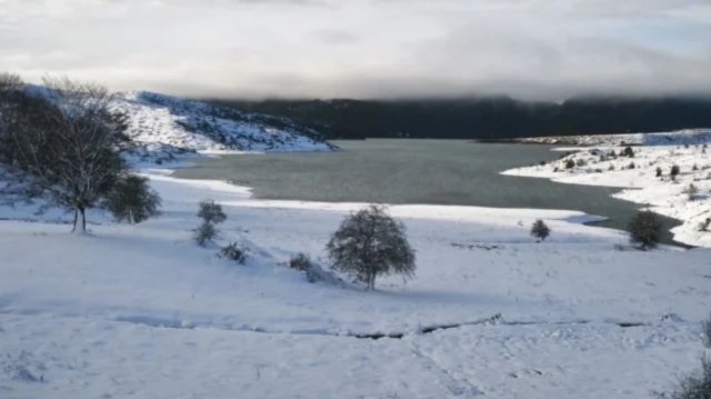 &Pi;&epsilon;&rho;&iota;&pi;έ&tau;&epsilon;&iota;&alpha; &sigma;&tau;&alpha; &chi;&iota;ό&nu;&iota;&alpha; &gamma;&iota;&alpha; &Sigma;&alpha;&omicron;&upsilon;&delta;ά&rho;&alpha;&beta;&alpha; &tau;&omicron;&upsilon;&rho;ί&sigma;&tau;&alpha; &kappa;&omicron;&nu;&tau;ά &sigma;&tau;&omicron; &Mu;έ&tau;&sigma;&omicron;&beta;&omicron; - &Epsilon;&gamma;&kappa;&lambda;&omega;&beta;ί&sigma;&tau;&eta;&kappa;&epsilon; &kappa;&alpha;&iota; &eta; &omicron;&delta;&iota;&kappa;ή &beta;&omicron;ή&theta;&epsilon;&iota;&alpha;