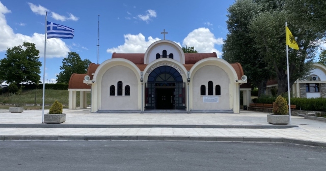 &Theta;&epsilon;&sigma;&sigma;&alpha;&lambda;&omicron;&nu;ί&kappa;&eta;: &Sigma;&upsilon;&nu;&tau;ή&rho;&eta;&sigma;&eta; &kappa;&alpha;&iota; &alpha;&nu;&alpha;&beta;ά&theta;&mu;&iota;&sigma;&eta; &tau;&epsilon;&sigma;&sigma;ά&rho;&omega;&nu; &nu;&epsilon;&kappa;&rho;&omicron;&tau;&alpha;&phi;&epsilon;ί&omega;&nu;, έ&rho;&chi;&epsilon;&tau;&alpha;&iota; &phi;ύ&lambda;&alpha;&xi;&eta; &mu;&epsilon; &kappa;ά&mu;&epsilon;&rho;&epsilon;&sigmaf; &kappa;&alpha;&iota; &sigma;&epsilon;&kappa;&iota;&omicron;ύ&rho;&iota;&tau;&iota;